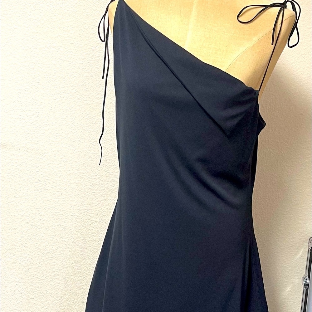 Like new Kenneth Cole Black cocktail dress size large